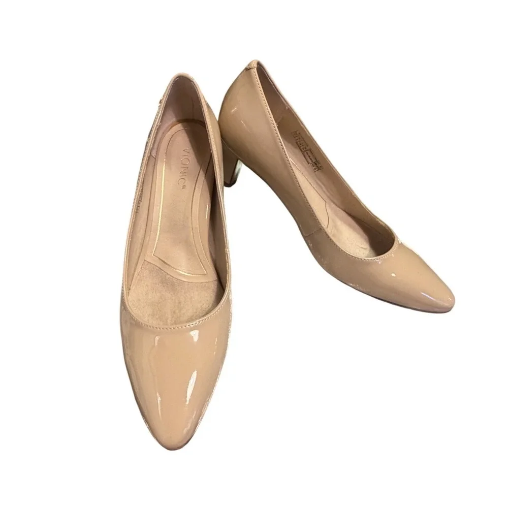 Vionic Mia Patent Nude Pump Orthotic Comfort Block Heel Pointed Toe 7 NWOT